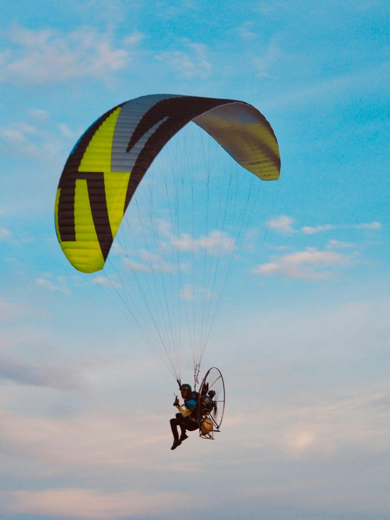 paramoteur en vol